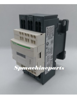Products Unlimited 3100-30Q907 3 Pole Contactor 24 VAC Coil 50/60 HZ 